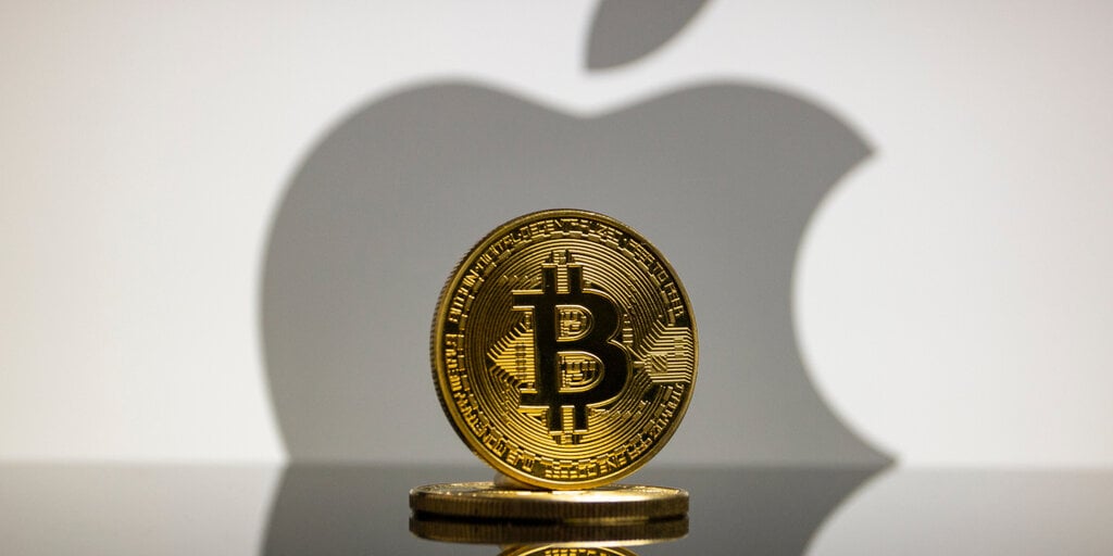 Apple Macs Have a Fatal Flaw That Lets Hackers Steal Your Crypto—And There’s No Fix