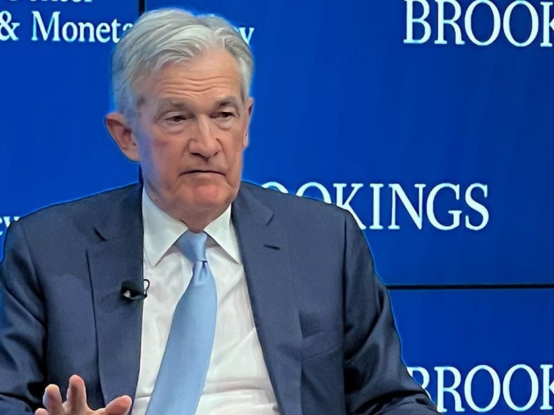 Fed Sees Just One Rate Cut This Year; Bitcoin Gives Up Session Gains