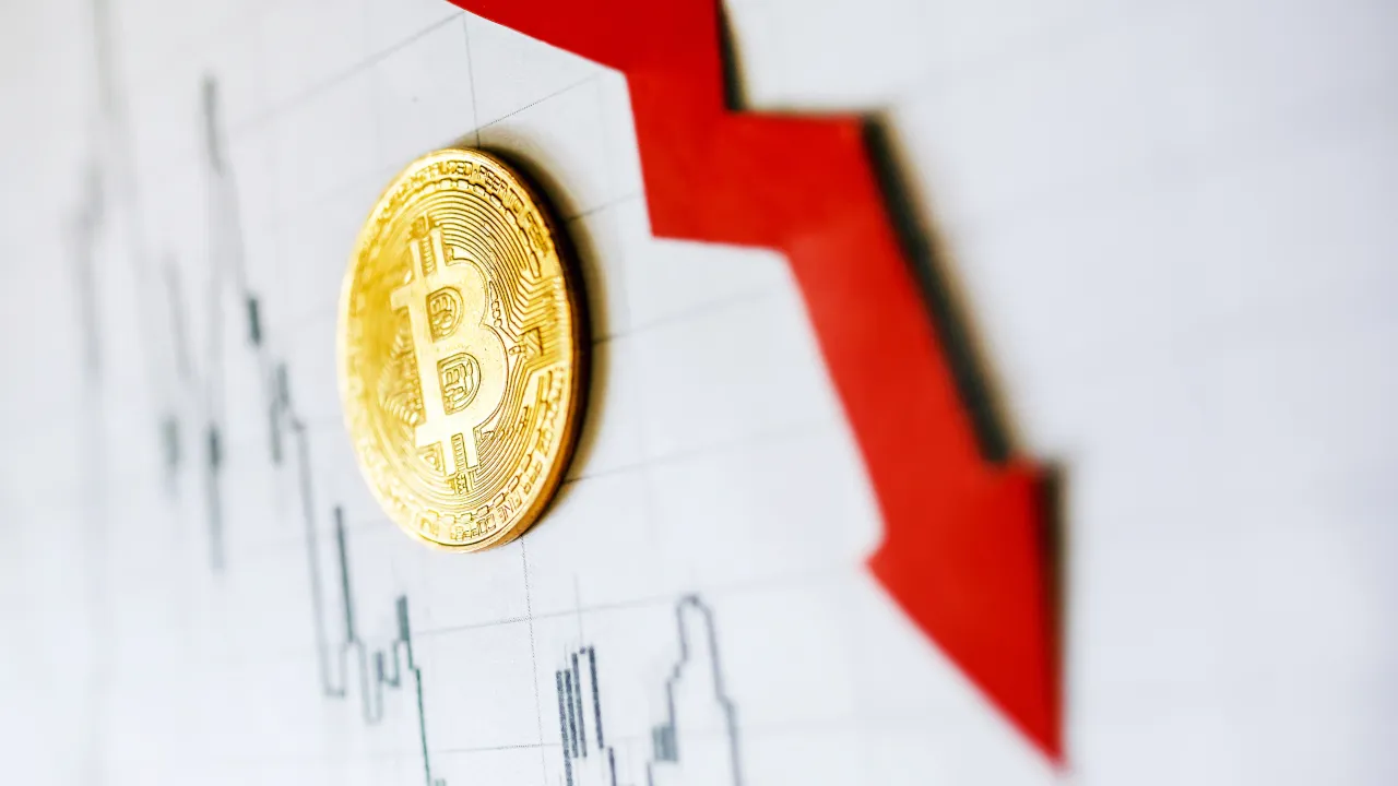 Bitcoin Dip Under $60,000 ‘Should be Bought Into’: Standard Chartered