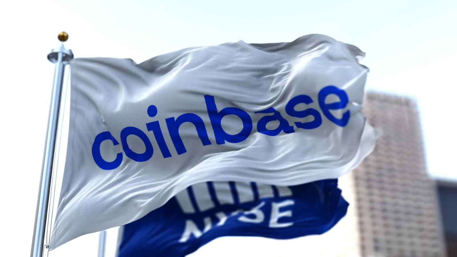 Coinbase Shares Dip After Earnings Miss as Crypto Exchange Plans $1 Billion Buyback