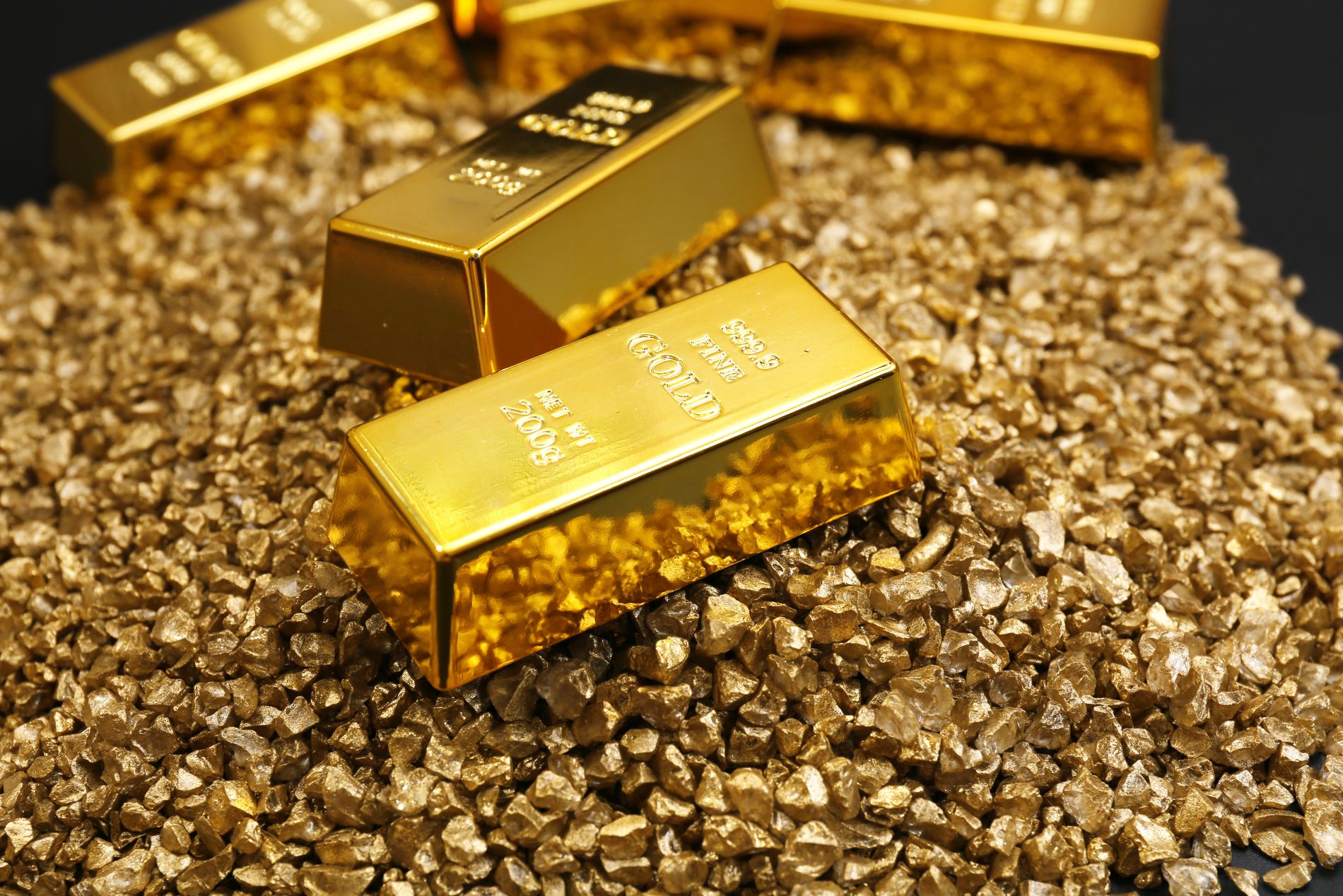 Tether’s $770M XAUT Backed by 7.7 Tons of Gold in Swiss Vault, Says Company
