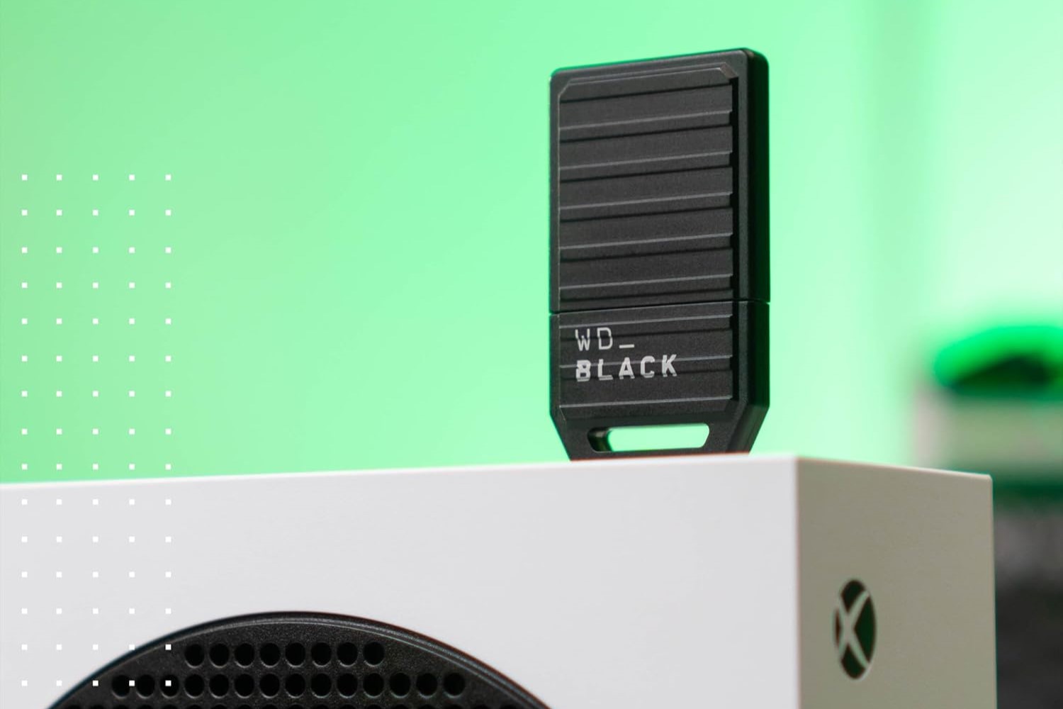 WD’s 2TB SSD for Xbox is $50 off and the M4 MacBook Air is just $899