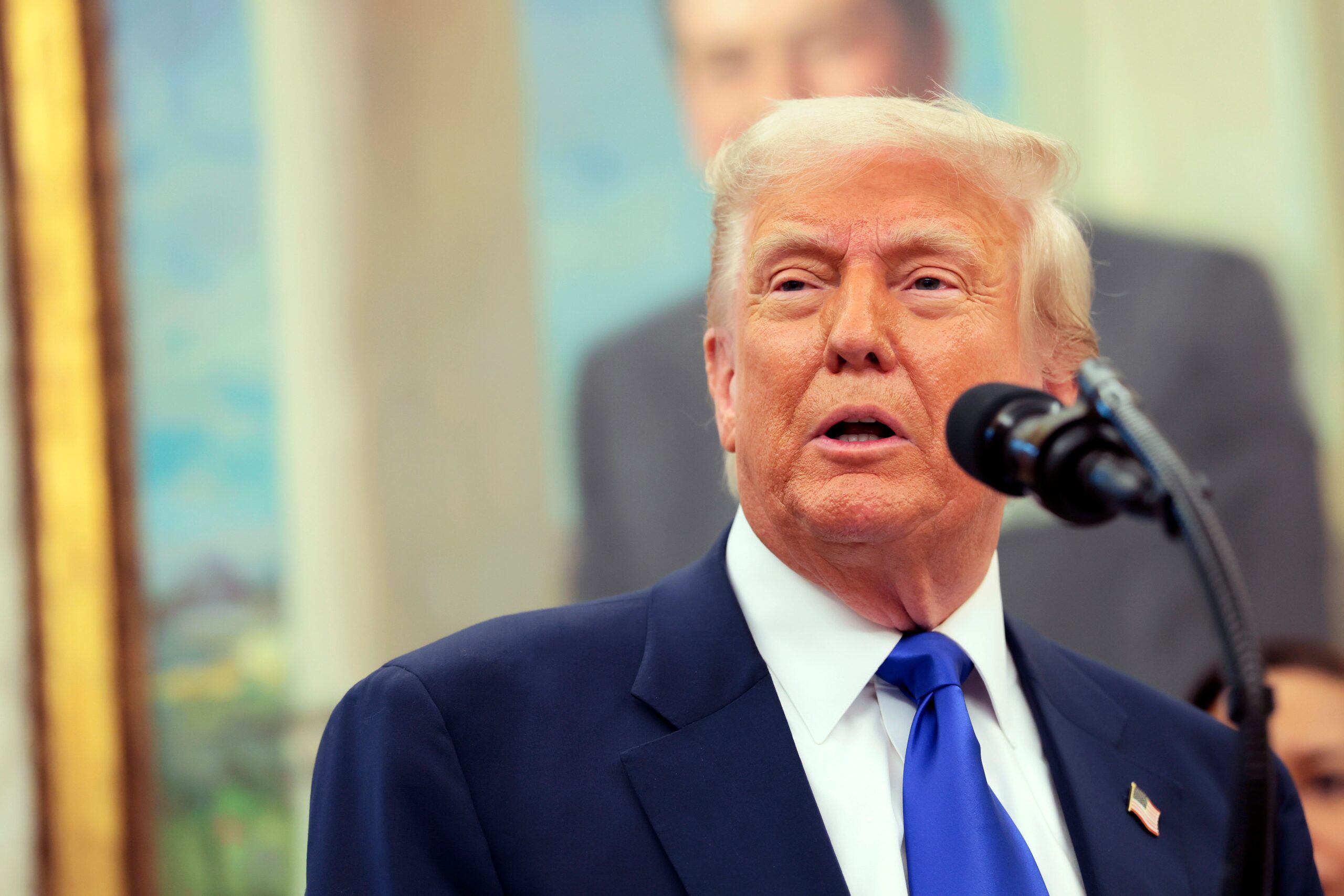 Top Democrats Demand Treasury Info on Trump’s Crypto Deals, Citing ‘Bribery’ Risks