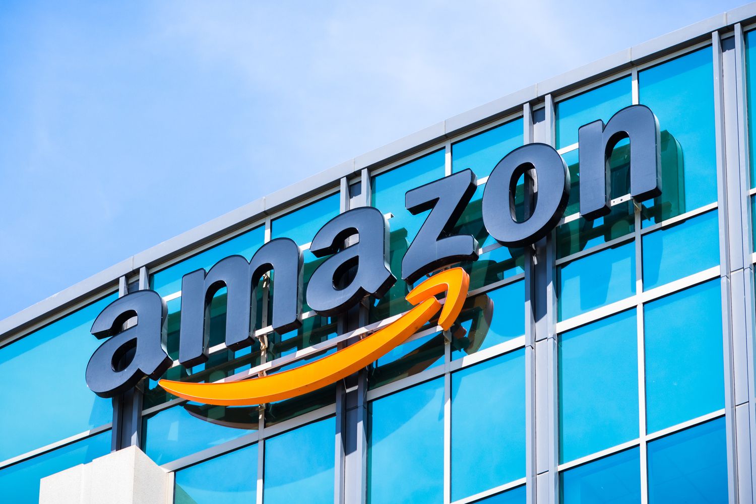 Bitcoin Overtakes Amazon as the Fifth Largest Asset, Hitting $2.16T Market Cap