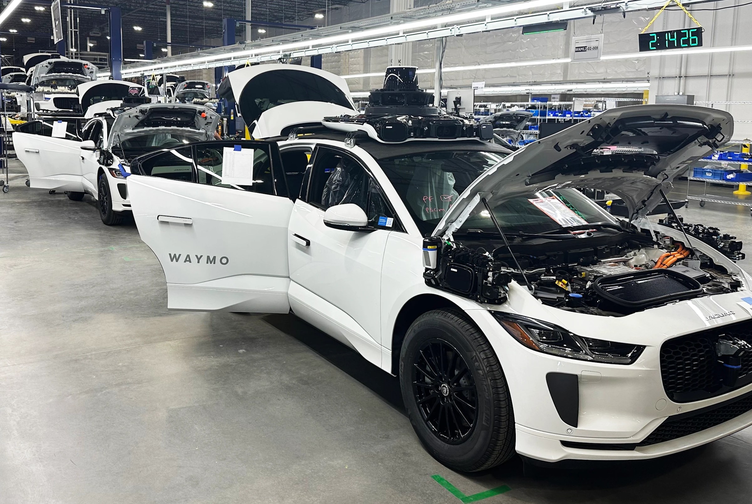Waymo says it will add 2,000 more robotaxis in 2026