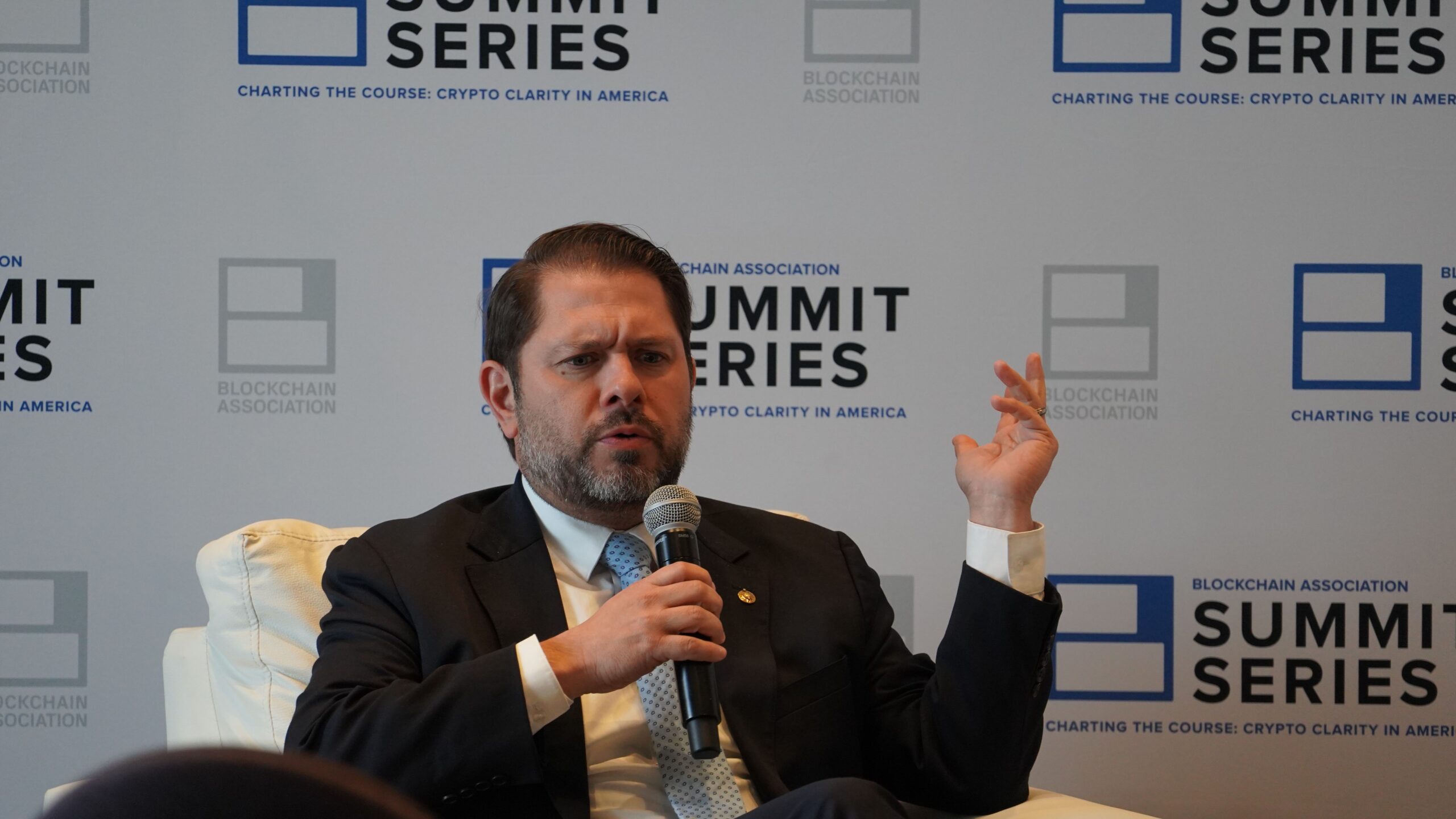 Dems Respond to GOPs Crypto Market Structure Bill With Framework of Priorities